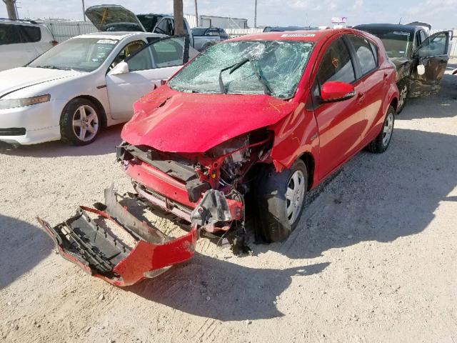 JTDKDTB35G1136411 - 2016 TOYOTA PRIUS C RED photo 2