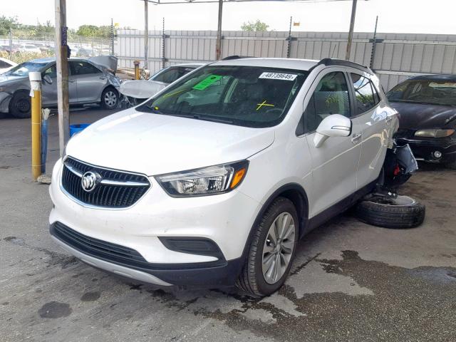 KL4CJASB1JB553092 - 2018 BUICK ENCORE PRE WHITE photo 2