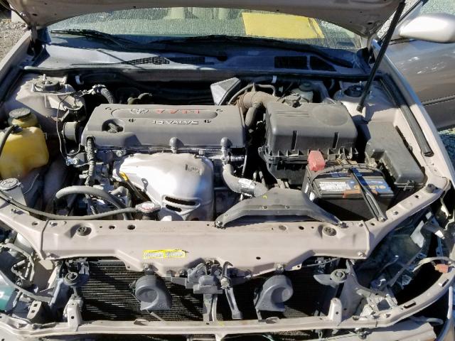 JTDBE32K220005777 - 2002 TOYOTA CAMRY LE GOLD photo 7