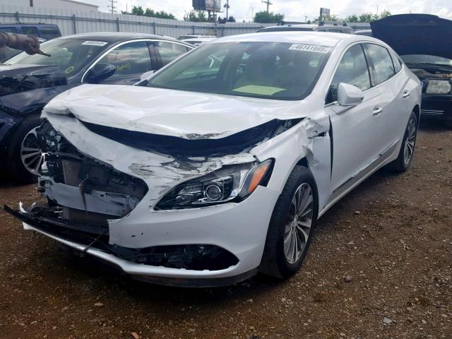 1G4ZN5SS6HU153924 - 2017 BUICK LACROSSE P WHITE photo 2