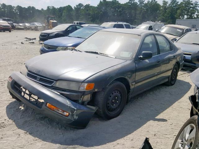 1HGCD5530TA034800 - 1996 HONDA ACCORD LX GREEN photo 2