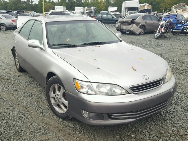 JT8BF28G710336488 - 2001 LEXUS ES 300 SILVER photo 1