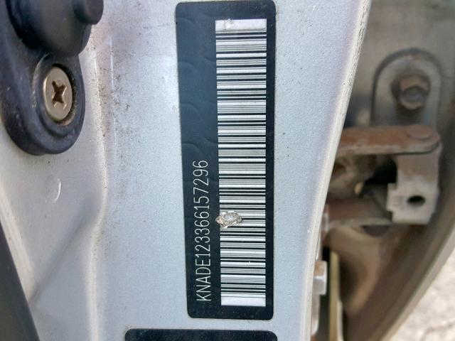 KNADE123366157296 - 2006 KIA RIO SILVER photo 10