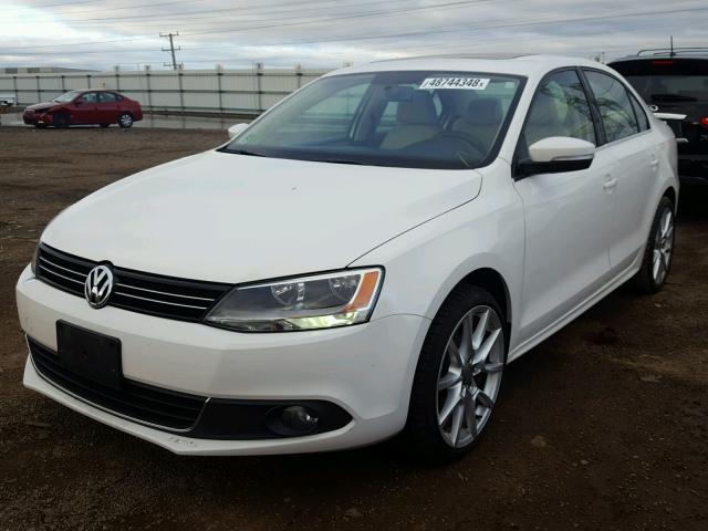 3VWLX7AJ9BM354332 - 2011 VOLKSWAGEN JETTA SEL WHITE photo 2