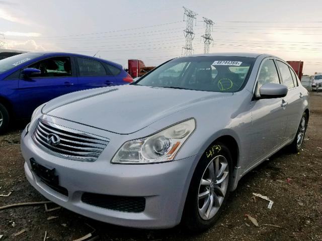 JNKCV61E69M305924 - 2009 INFINITI G37 BASE SILVER photo 2