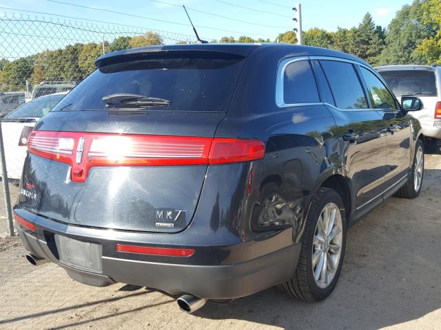 2LMHJ5AT4ABJ06764 - 2010 LINCOLN MKT BLACK photo 4