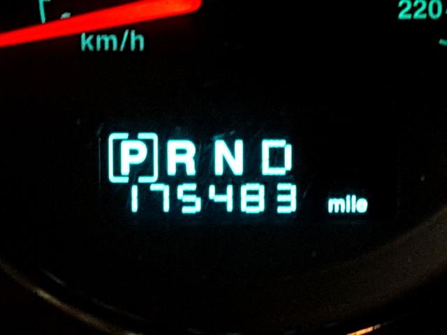 1J8HG58296C295987 - 2006 JEEP COMMANDER BLACK photo 8