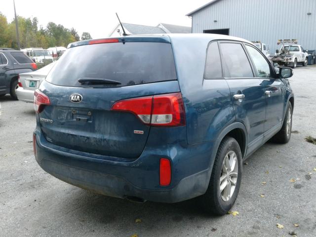 5XYKTCA61FG551934 - 2015 KIA SORENTO LX BLUE photo 4