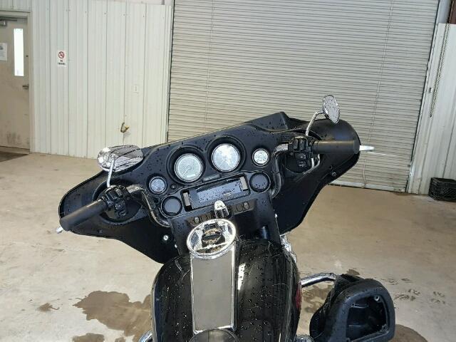 1HD1FV4137Y722463 - 2007 HARLEY-DAVIDSON FLHT BLACK photo 5