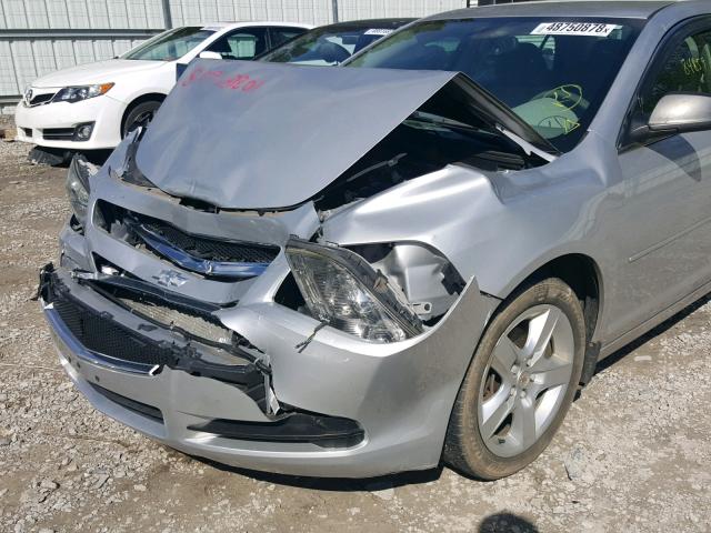 1G1ZB5E18BF352834 - 2011 CHEVROLET MALIBU LS ვერცხლისფერი ფოტო 9