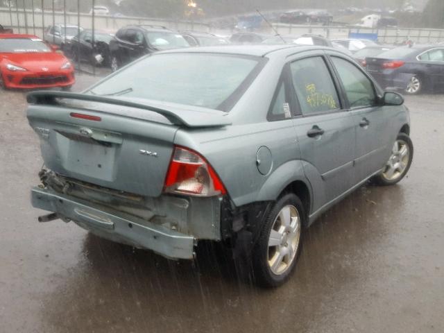 1FAHP34N26W113840 - 2006 FORD FOCUS ZX4 GREEN photo 4