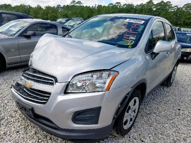 3GNCJKSB8GL254029 - 2016 CHEVROLET TRAX LS SILVER photo 2