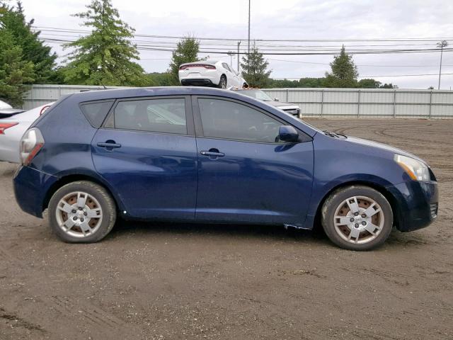 5Y2SP6E06AZ403638 - 2010 PONTIAC VIBE BLUE photo 9