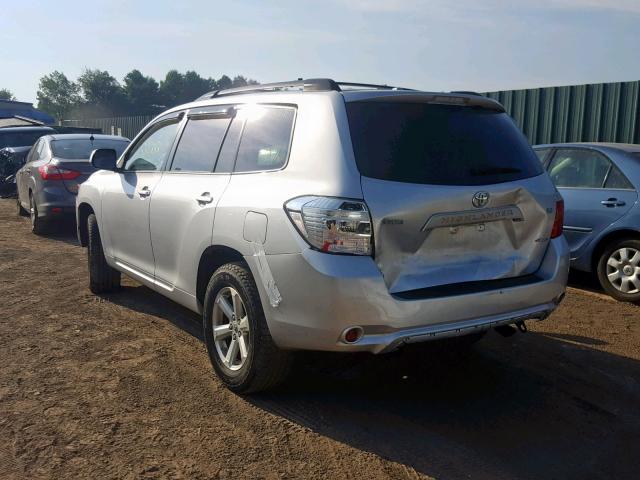 JTEES41A392136036 - 2009 TOYOTA HIGHLANDER SILVER photo 3