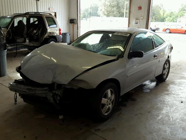 1G1JF12F547247644 - 2004 CHEVROLET CAVALIER L GRAY photo 2