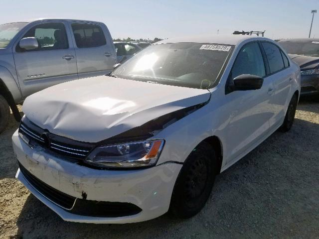 3VW2K7AJ8EM411098 - 2014 VOLKSWAGEN JETTA BASE 白色 照片 2