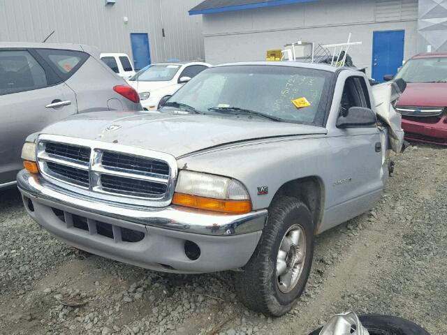 1B7GL22X1YS783261 - 2000 DODGE DAKOTA TAN photo 2