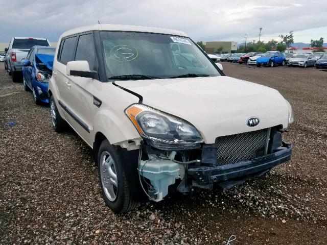 KNDJT2A51D7761599 - 2013 KIA SOUL CREAM photo 1