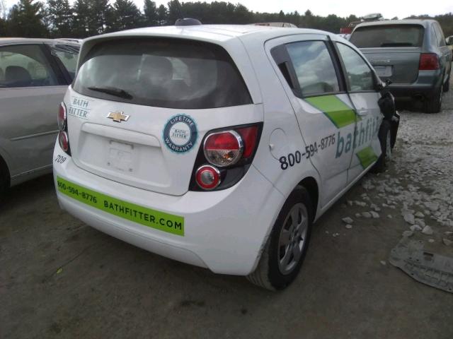 1G1JA6SGXG4148506 - 2016 CHEVROLET SONIC LS WHITE photo 4