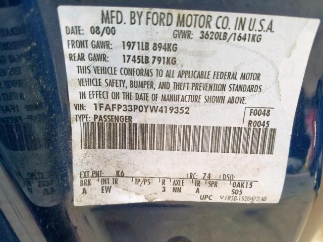 1FAFP33P0YW419352 - 2000 FORD FOCUS LX BLUE photo 10