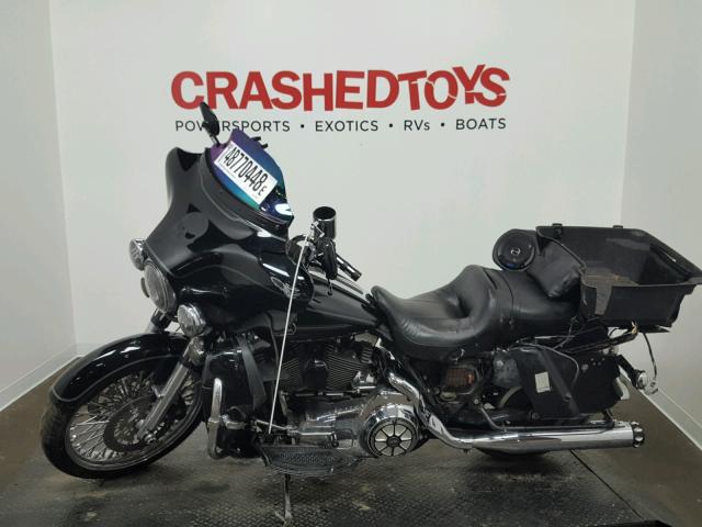 1HD1FC4138Y666255 - 2008 HARLEY-DAVIDSON FLHTCUI BLACK photo 3