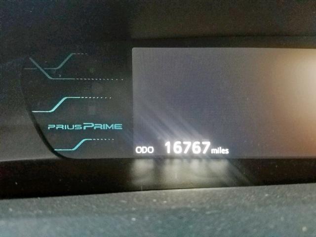 JTDKARFP0H3030107 - 2017 TOYOTA PRIUS PRIM ვერცხლისფერი ფოტო 8