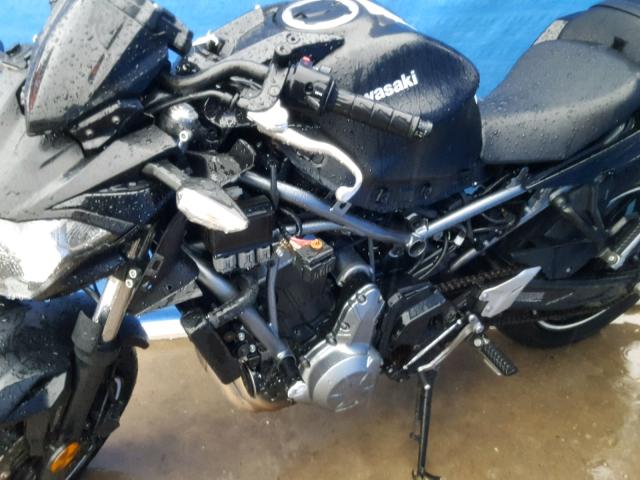 JKAEREH12HDA05661 - 2017 KAWASAKI ER650 H BLACK photo 9