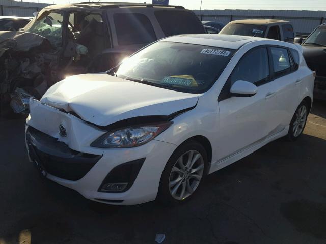 JM1BL1K61B1415932 - 2011 MAZDA 3 S WHITE photo 2