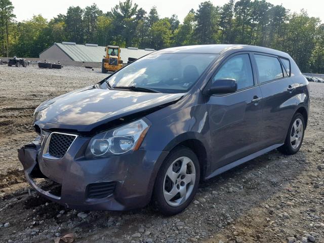 5Y2SP6E88AZ418938 - 2010 PONTIAC VIBE GRAY photo 2