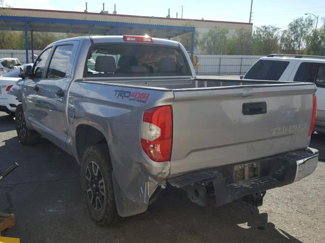 5TFDW5F12GX581418 - 2016 TOYOTA TUNDRA CRE SILVER photo 3