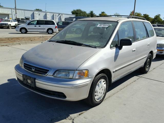 JHMRA386XWC009194 - 1998 HONDA ODYSSEY LX SILVER photo 2