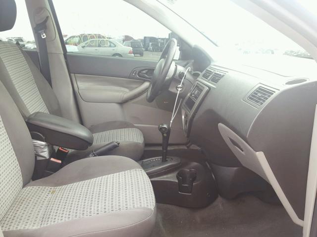 1FAHP34N77W362300 - 2007 FORD FOCUS ZX4 GRAY photo 5