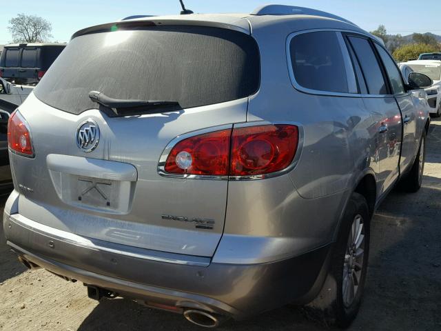 5GAER23738J201558 - 2008 BUICK ENCLAVE CX SILVER photo 4