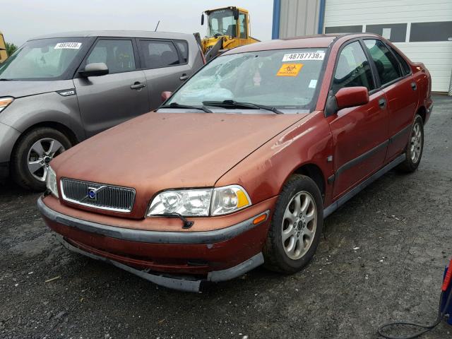 YV1VS2557YF516553 - 2000 VOLVO S40 RED photo 2