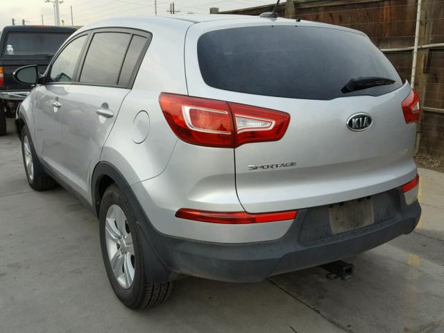 KNDPB3A20C7327567 - 2012 KIA SPORTAGE B SILVER photo 3