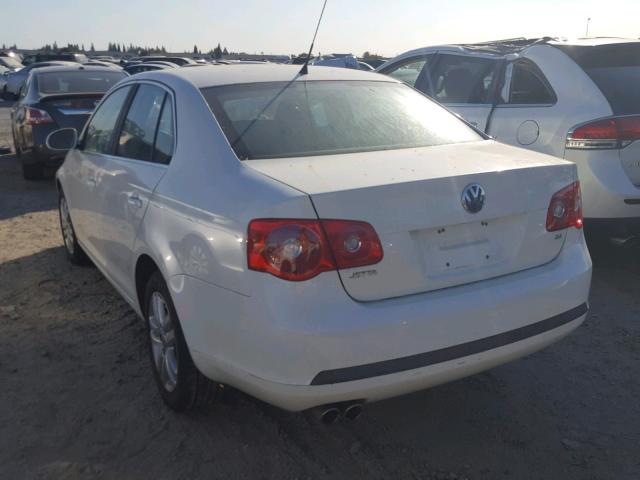 3VWEG71K37M149209 - 2007 VOLKSWAGEN JETTA WOLF WHITE photo 3