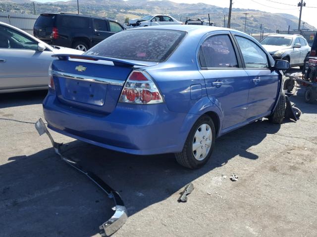 KL1TD56E99B330956 - 2009 CHEVROLET AVEO LS BLUE photo 4