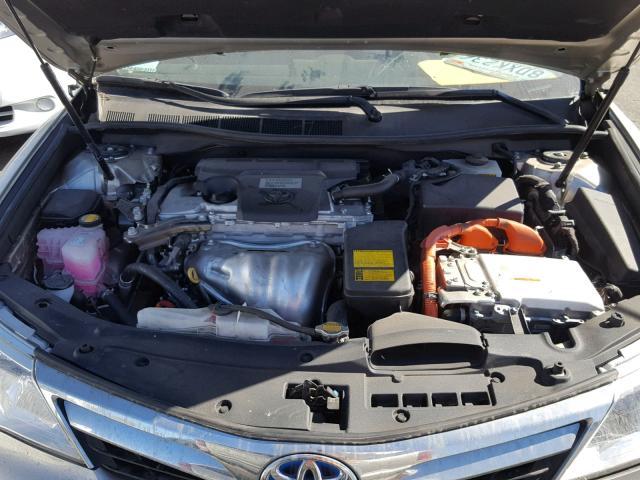 4T1BD1FK4EU105387 - 2014 TOYOTA CAMRY HYBR SILVER photo 7