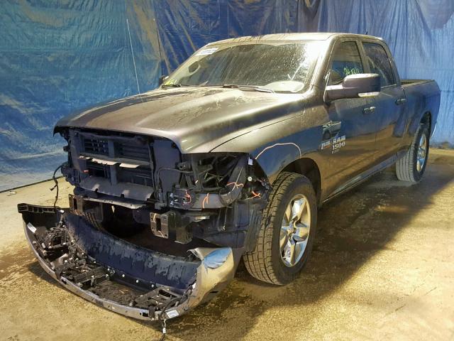 1C6RR6TT5KS571682 - 2018 RAM 1500 CLASS GRAY photo 2