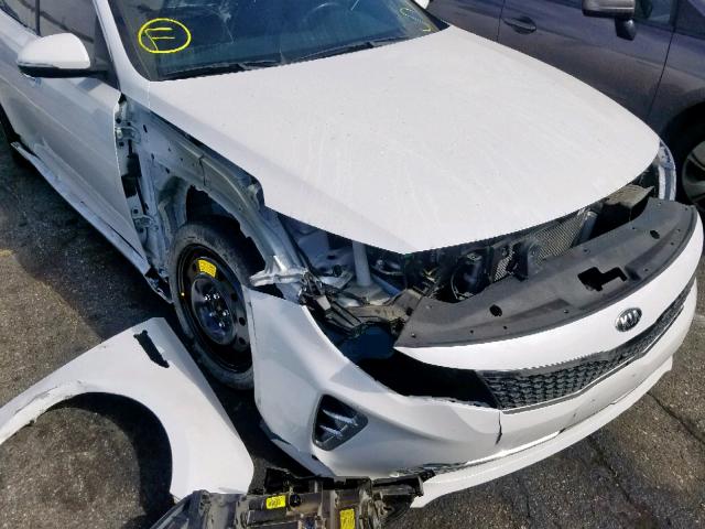 5XXGV4L25GG067559 - 2016 KIA OPTIMA SXL WHITE photo 9