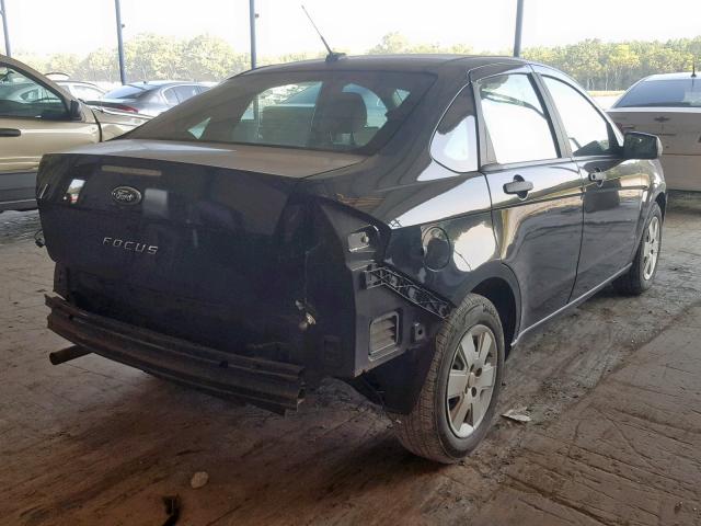 1FAHP34N08W135287 - 2008 FORD FOCUS S/SE BLACK photo 4