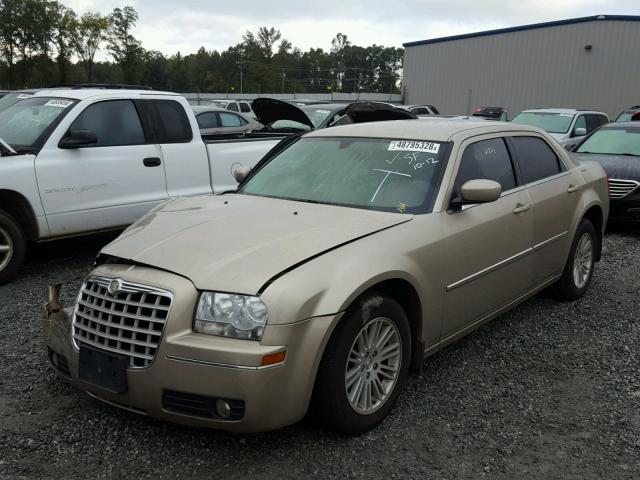 2C3KA53G38H321604 - 2008 CHRYSLER 300 TOURIN GOLD photo 2