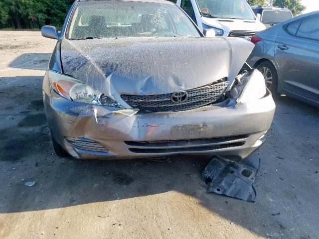 4T1BE32K64U909316 - 2004 TOYOTA CAMRY LE GRAY photo 9