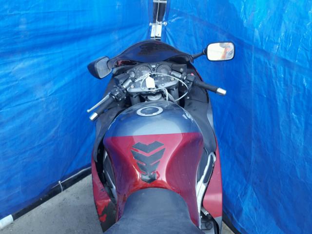 JS1GW71A1Y2104889 - 2000 SUZUKI GSX1300 R MAROON photo 5