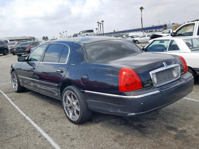 1LNHM84W17Y606208 - 2007 LINCOLN TOWN CAR E BLACK photo 3