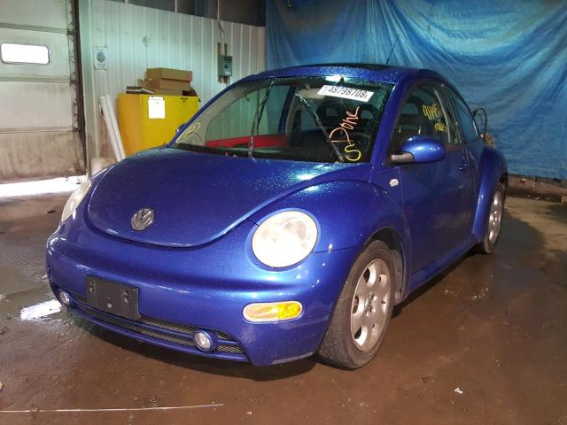 3VWCD21C92M405518 - 2002 VOLKSWAGEN NEW BEETLE BLUE photo 2