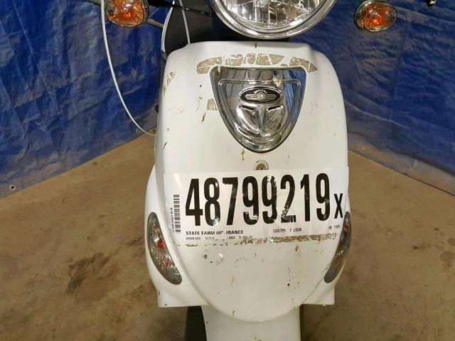 RFVPAP5AXD1110291 - 2013 GENUINE SCOOTER CO. BUDDY 50 WHITE photo 9