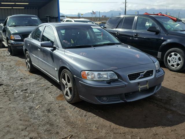 YV1RH527052446209 - 2005 VOLVO S60 R GRAY photo 1