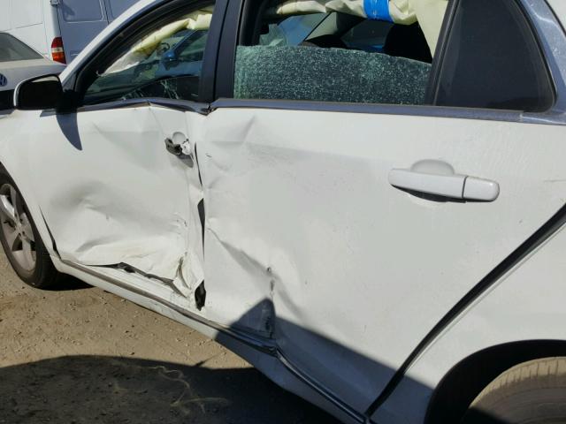 1G1ZC5E18BF362454 - 2011 CHEVROLET MALIBU 1LT თეთრი ფოტო 9