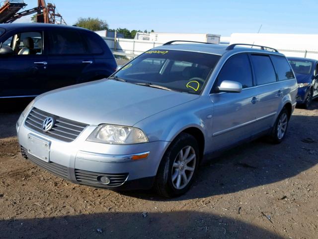 WVWVD63B64E082173 - 2004 VOLKSWAGEN PASSAT GLS TURQUOISE photo 2